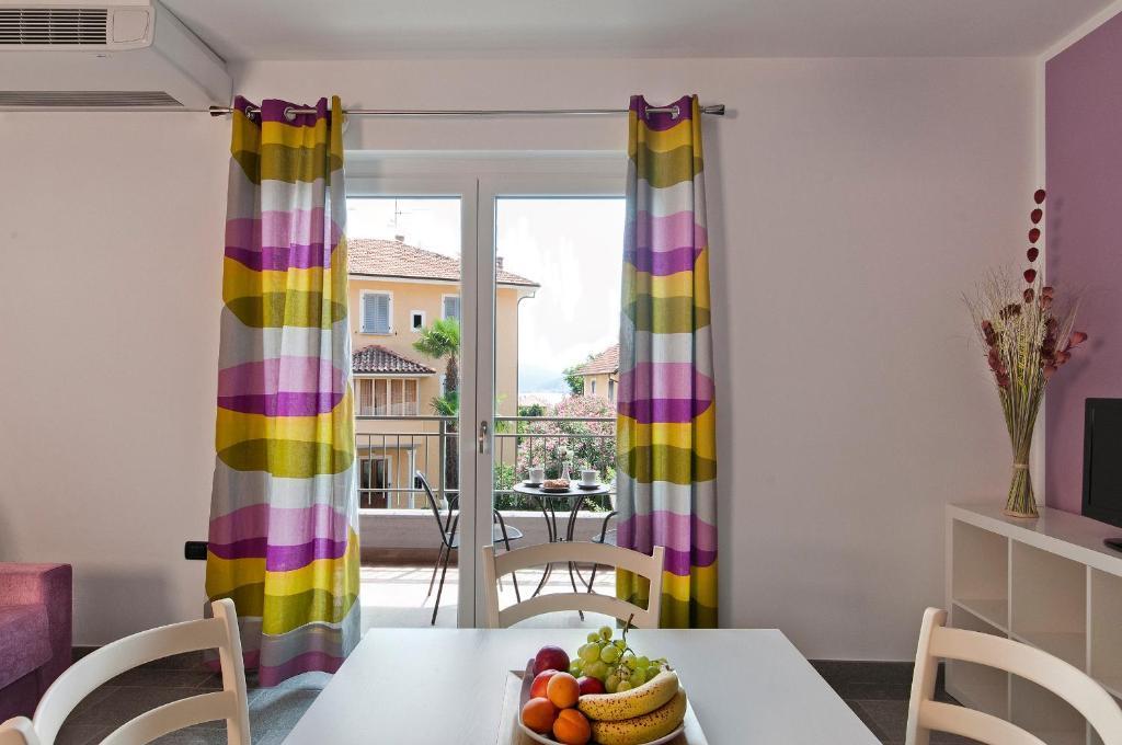 Helianthus Residence Cannero Riviera Quarto foto