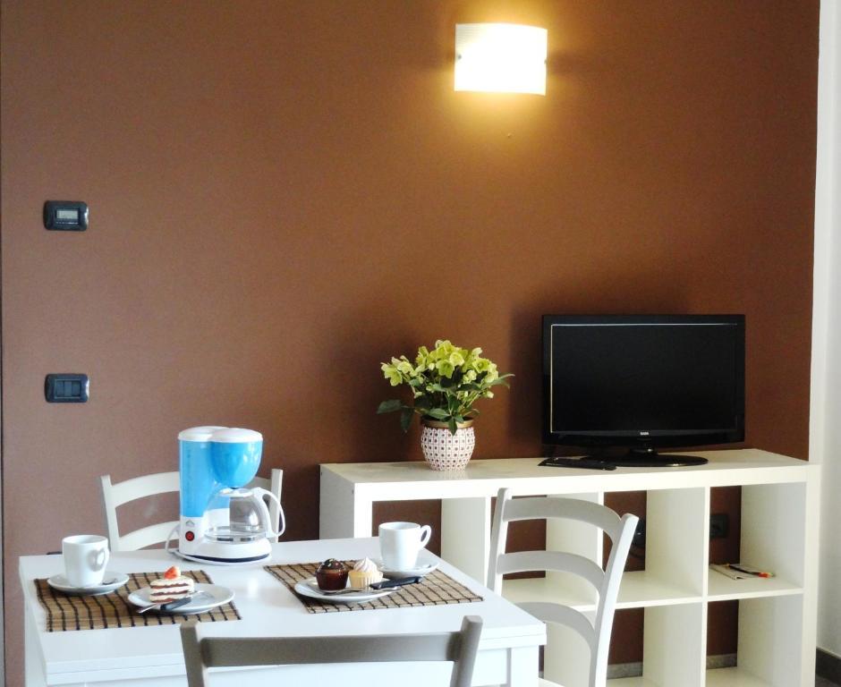Helianthus Residence Cannero Riviera Quarto foto